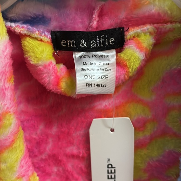 NWT em & alfie robe with hood and pockets “OVER IT.” - Picture 3 of 10